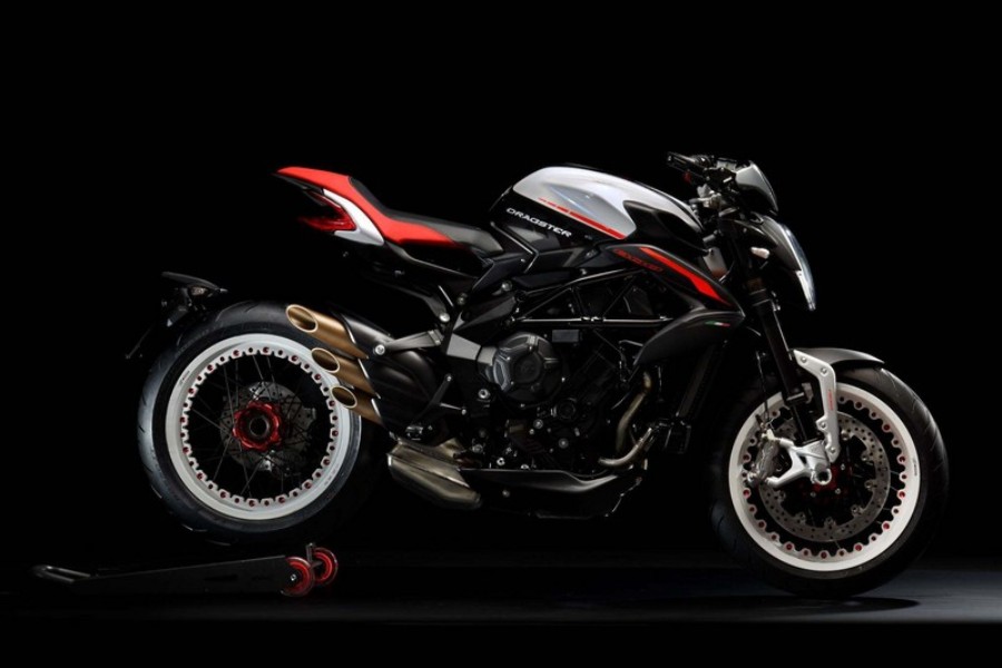 MV Agusta Brutale Dragster 800RR 1