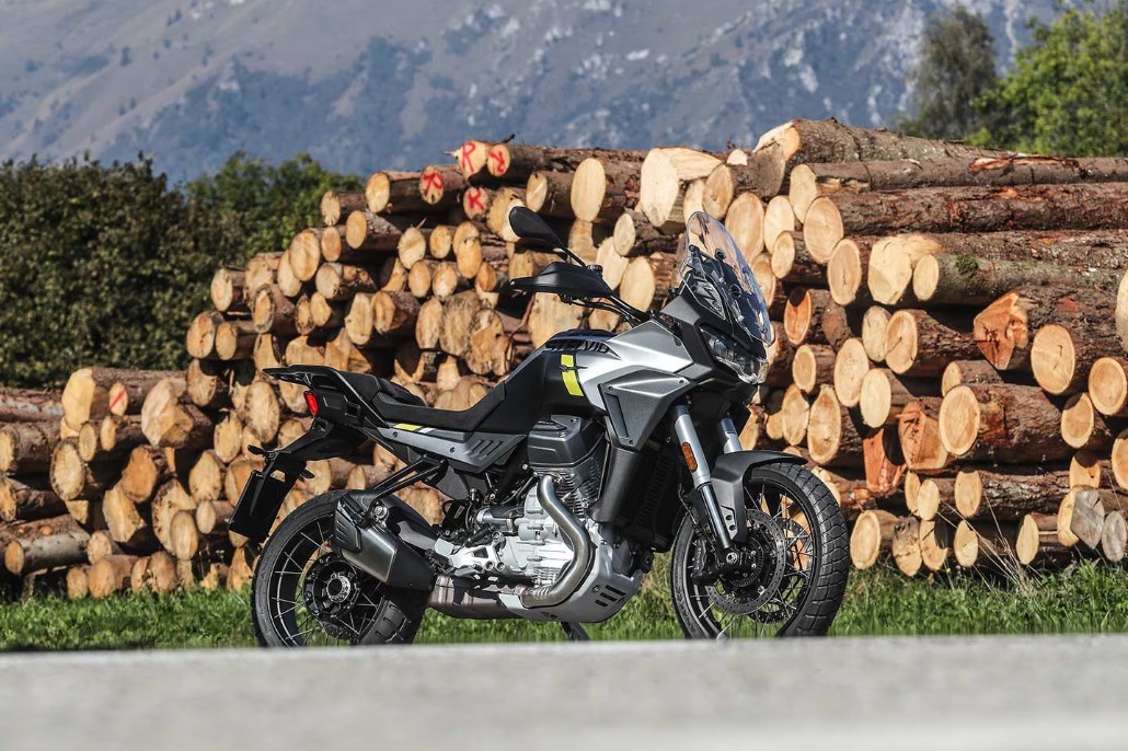 Moto Guzzi Stelvio 2024 preview 4