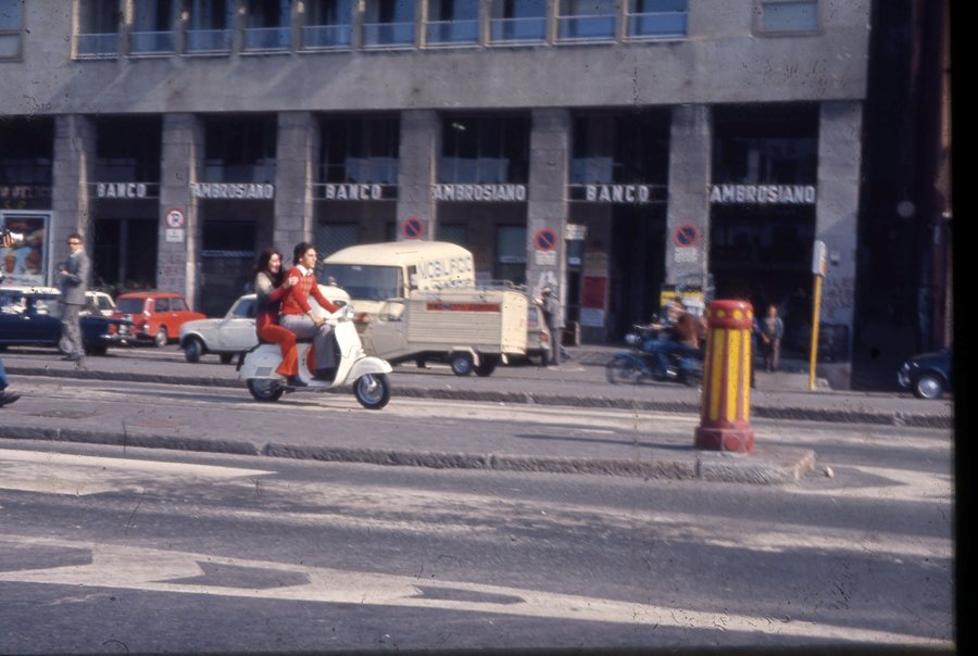 50 xronia vespa primavera 7