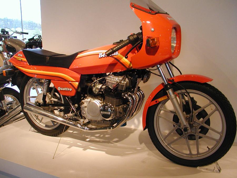 Benelli 254 Quattro