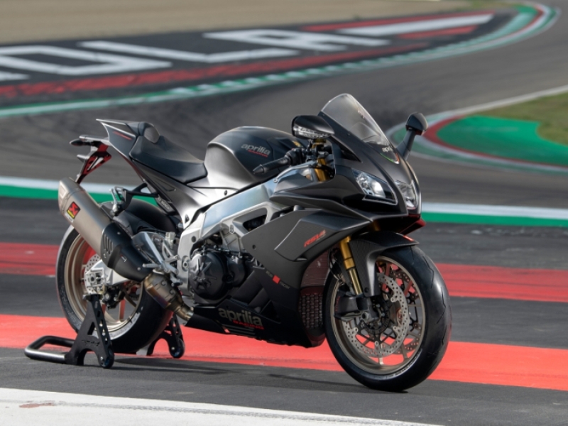 aprilia rsv4 1100 factory 2019 8