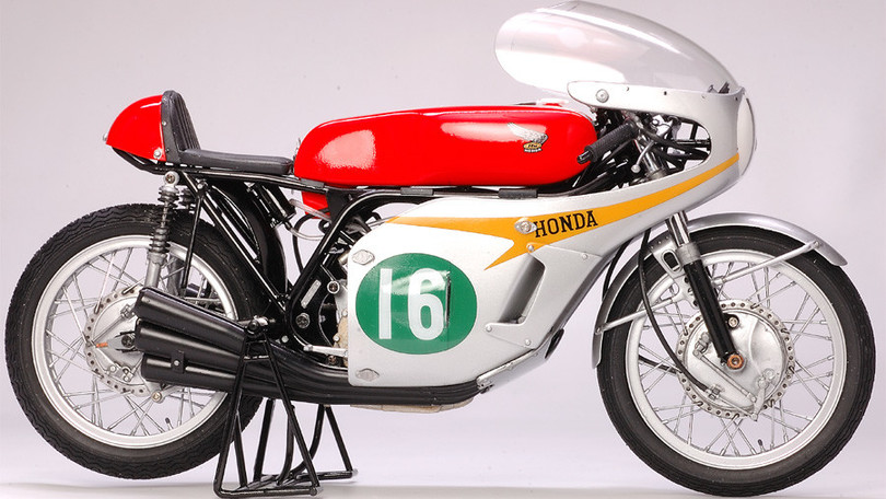 Honda RC116