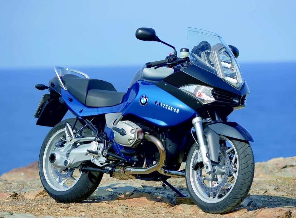 bmw r1200st