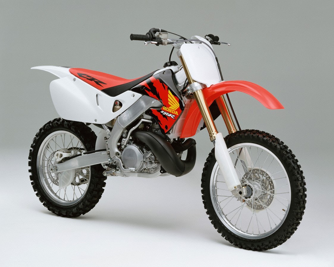 369956 Honda celebrates 50 years of Motocross legends