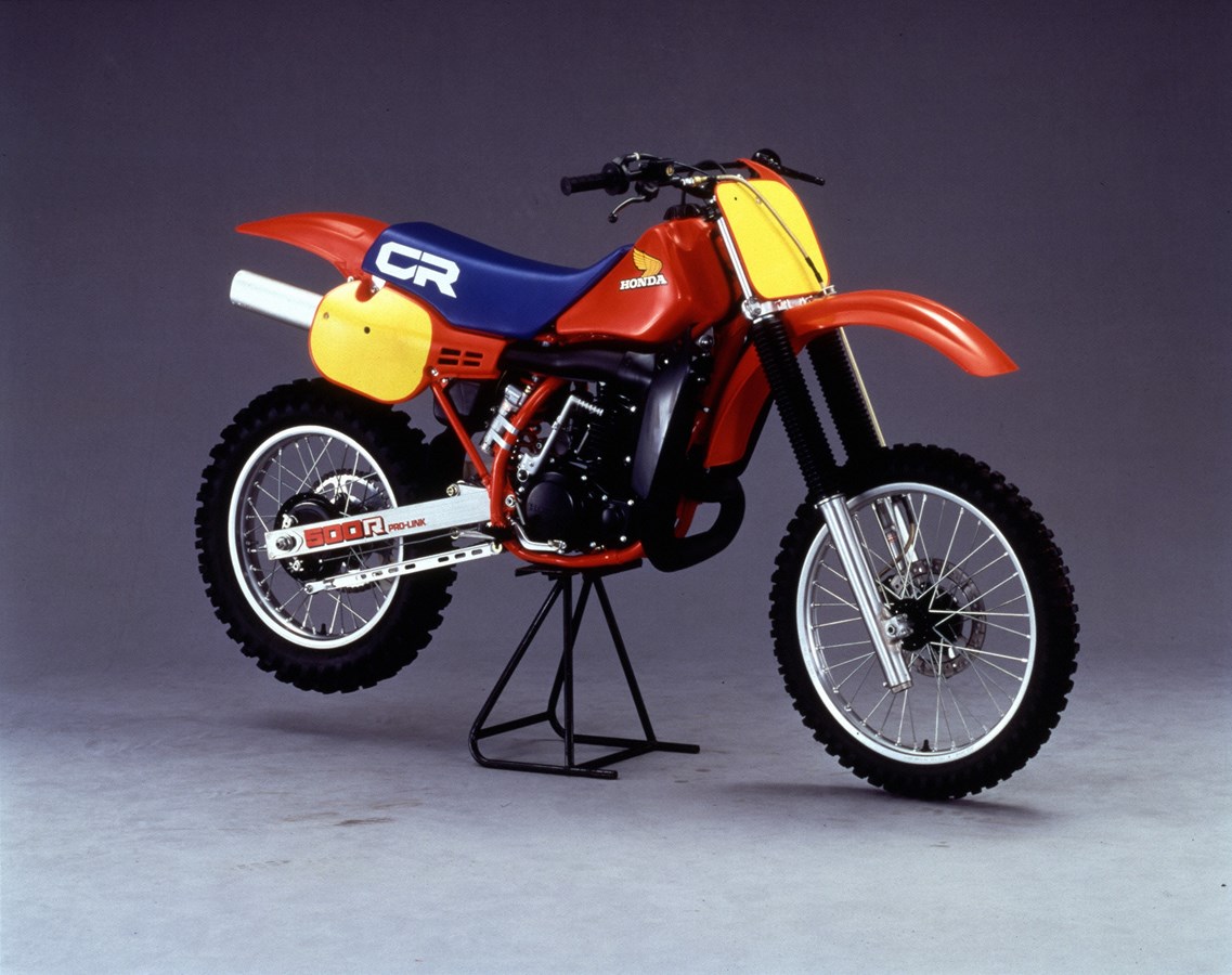 369959 Honda celebrates 50 years of Motocross legends