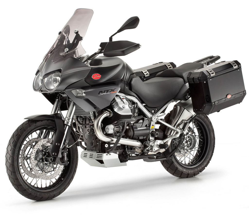 Moto Guzzi Stelvio 1200