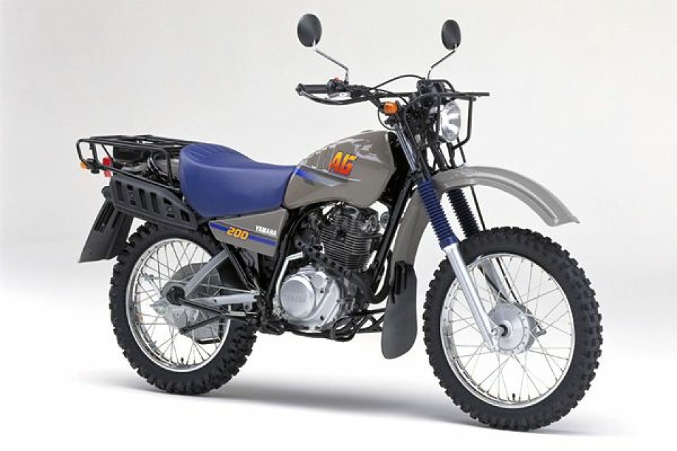 AG200