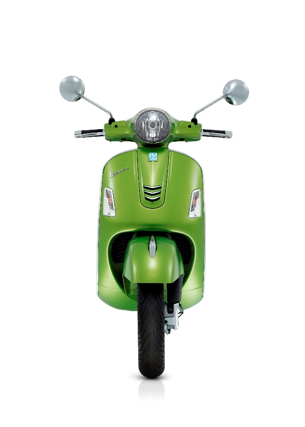 VESPA Gts verde frontale13614 bianco