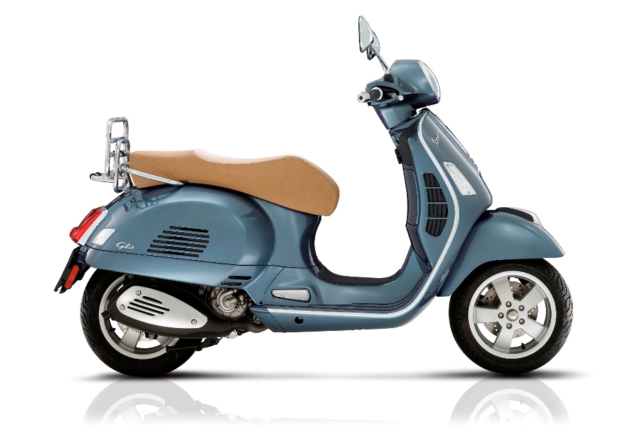 Vespa GTS 300 classic grigio Dolomiti LatDX bianco