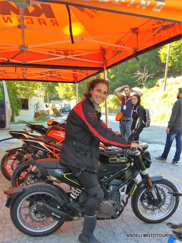 womenss ride andeli mototouring 1