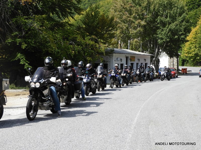 womenss ride andeli mototouring 9