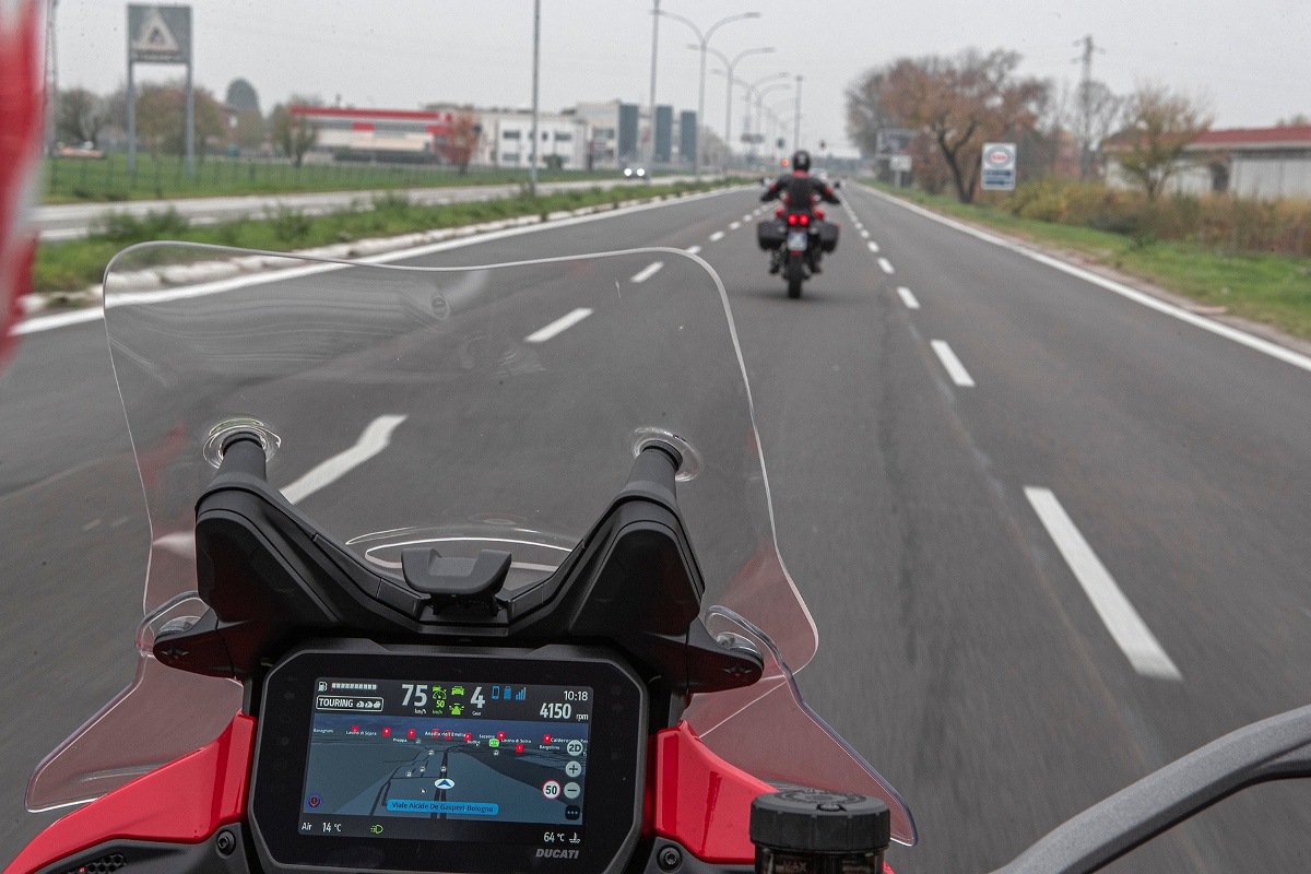 DUCATI MULTISTRADA V4 5.000 SALES 5