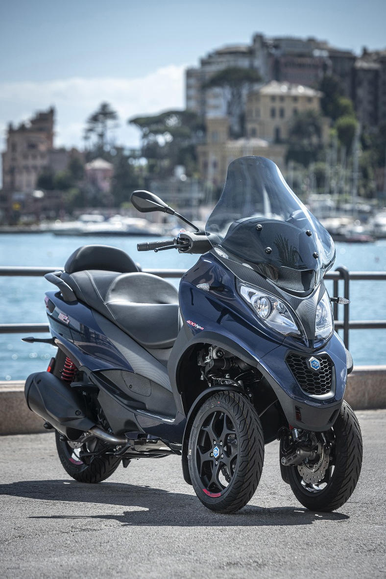 Piaggio MP3 03