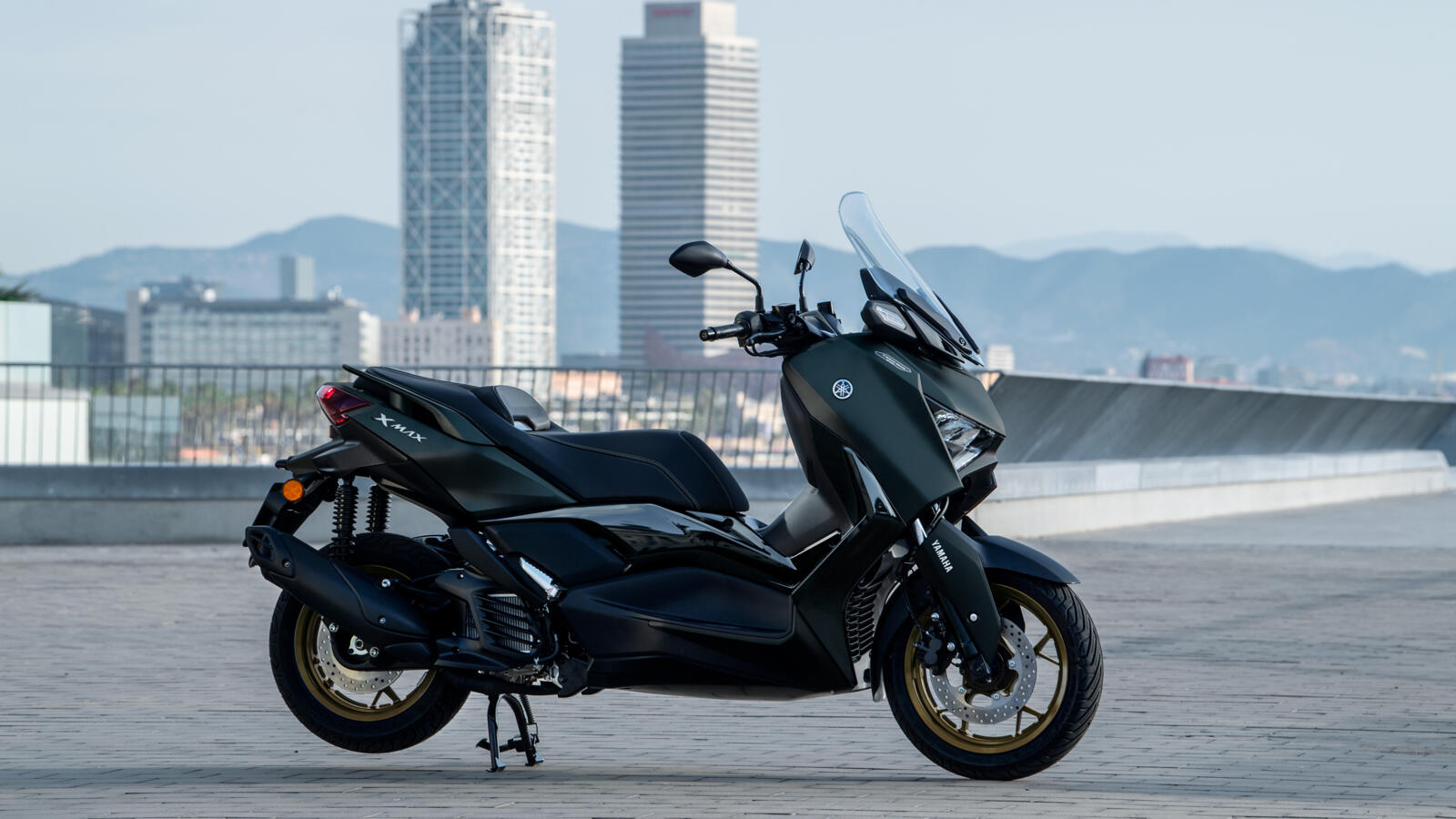 2023 YAM XMAX125ASP EU MDBNM4 STA 002 03 preview