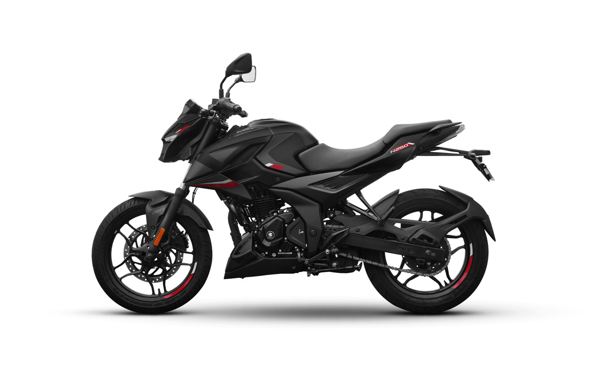 BAJAJ PULSAR 250N 2023 7