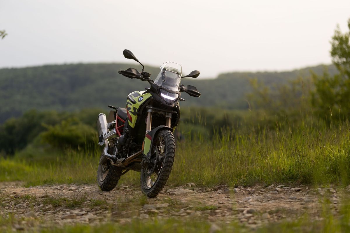 BMW F 900 GS 8