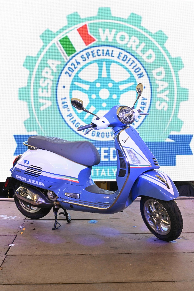 12 Vespa Polizia di Stato