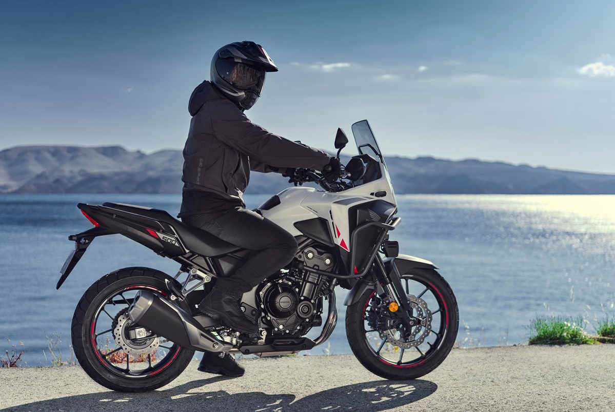 Honda Οι τιμές των NX500, 500 και CBR500R 2025