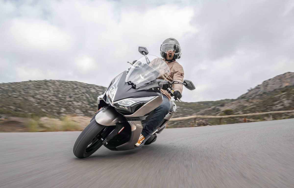 KYMCO DOWNTOWN GT 350i 2