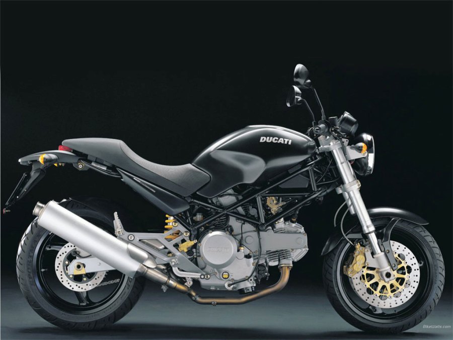 Ducati Monster 620 2004