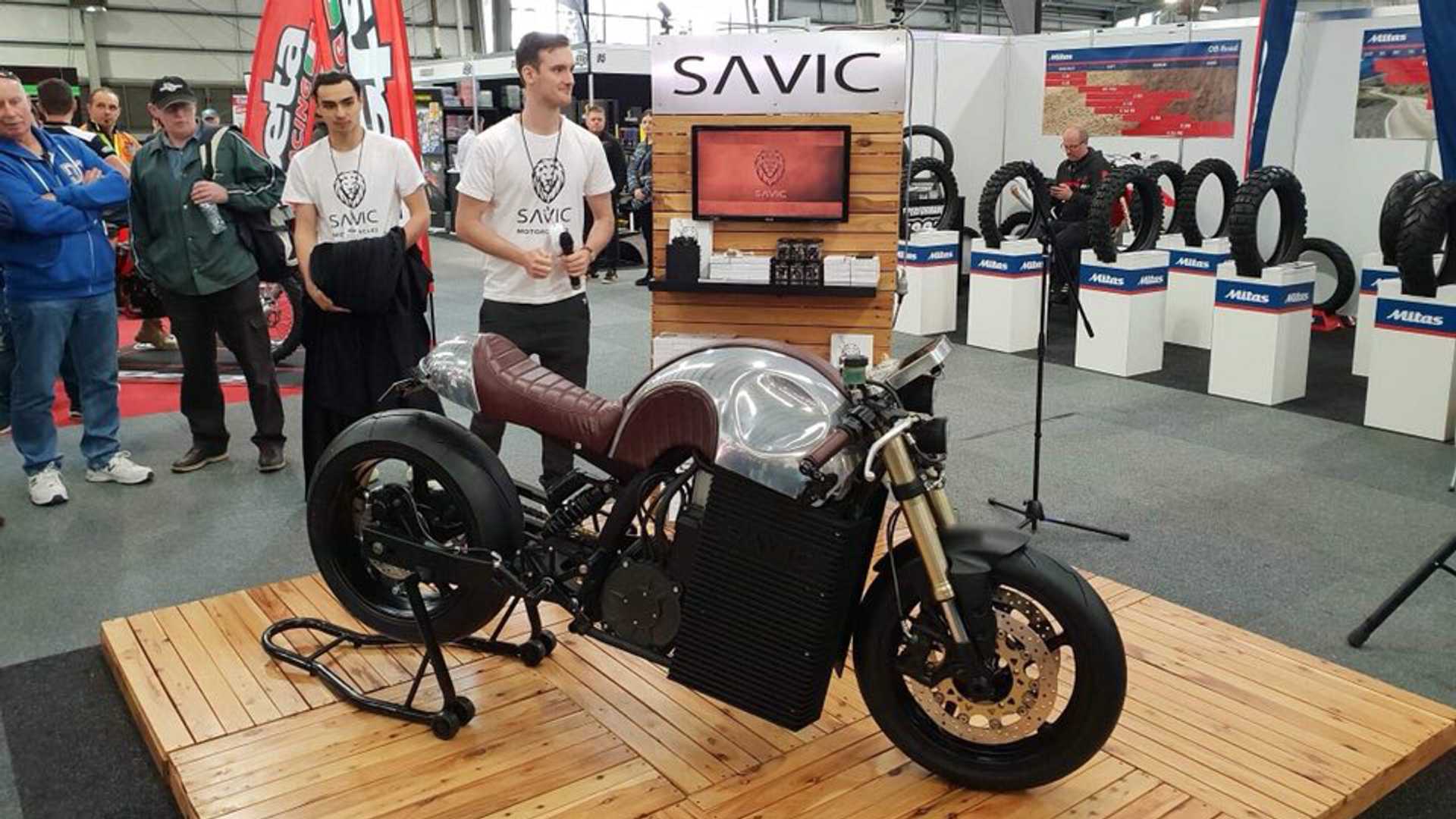 savic alpha electric cafe racer 1