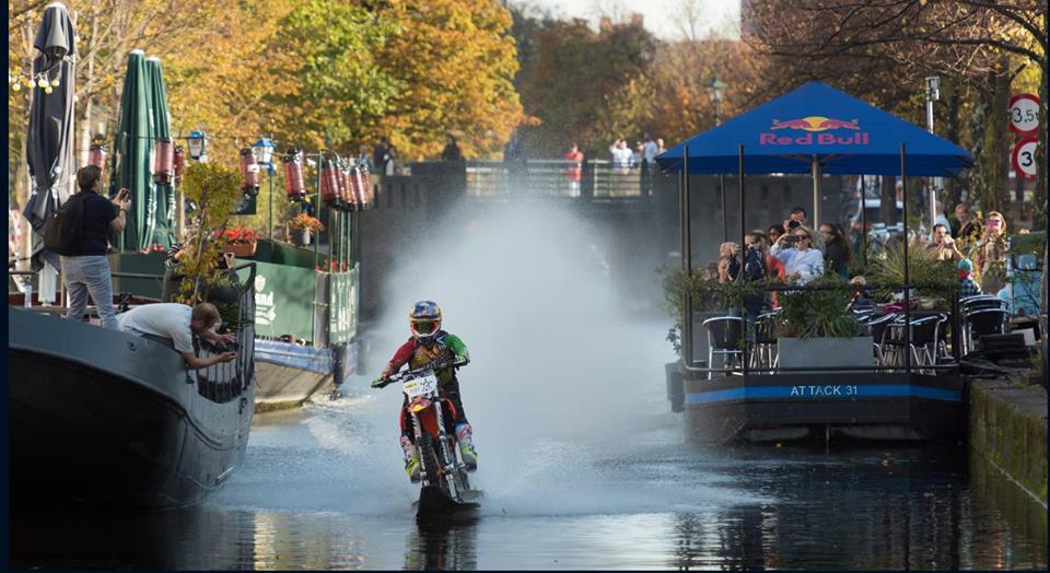 robbie maddison canal hague 2