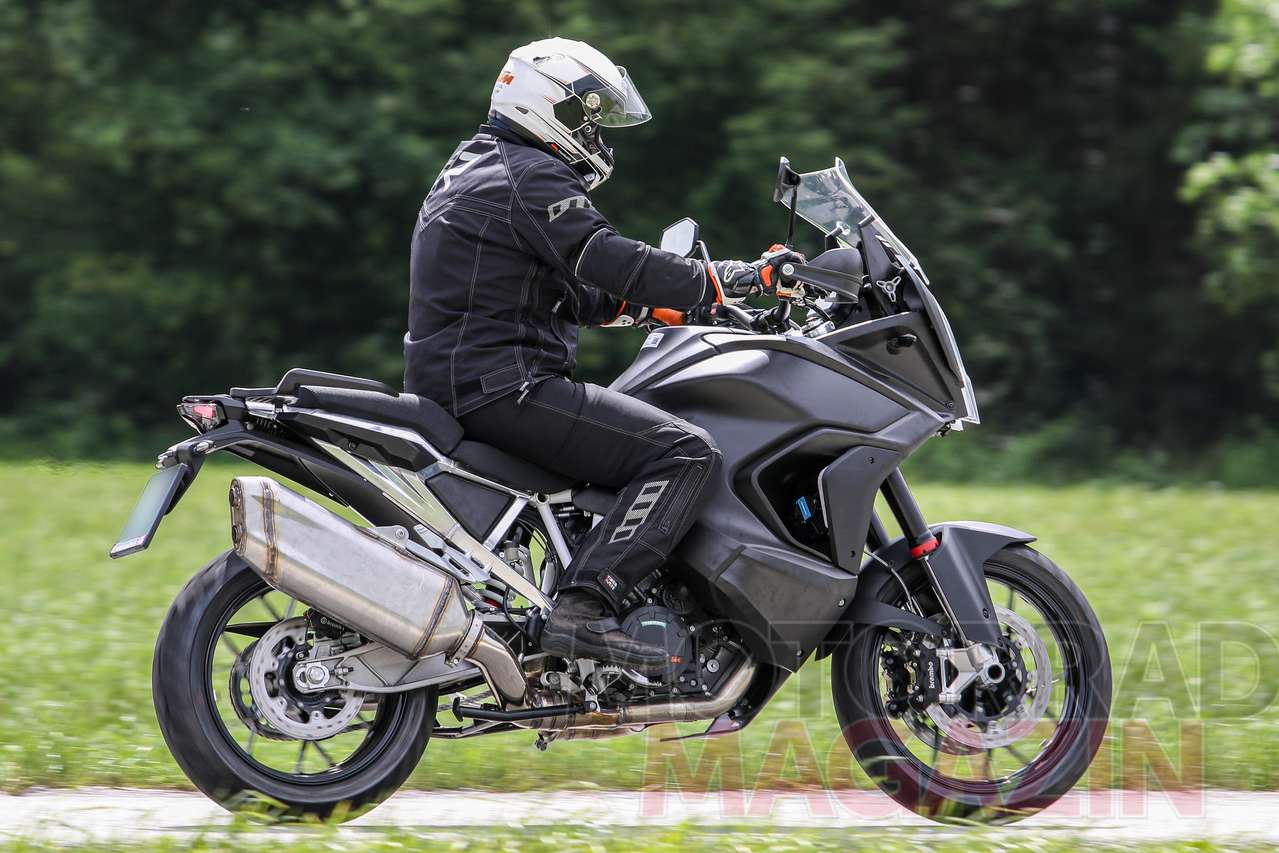 ktm 1290 super adventure 2020 3