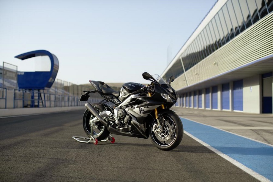 triumph daytona 765 moto2 limited edition 1