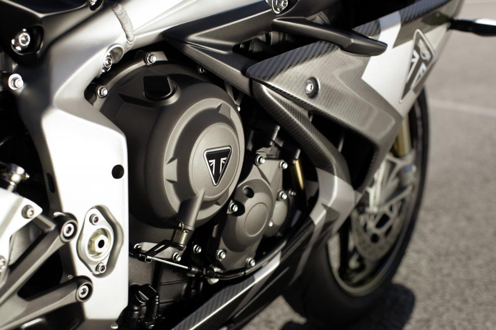 triumph daytona 765 moto2 limited edition 11