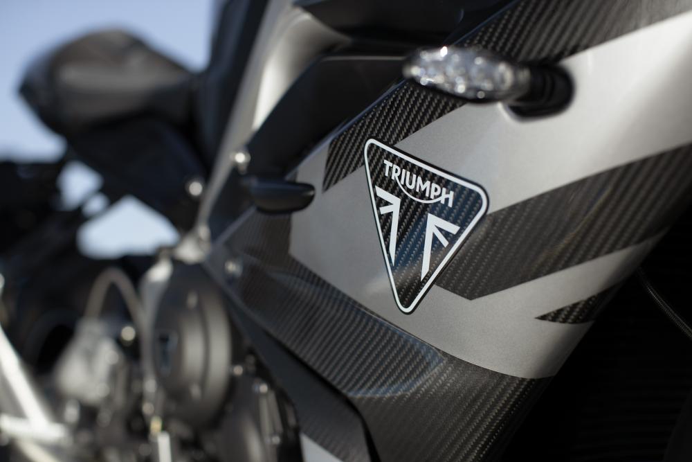 triumph daytona 765 moto2 limited edition 12