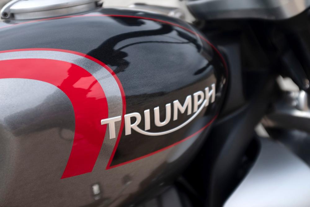 triumph rocket iii gt r 22