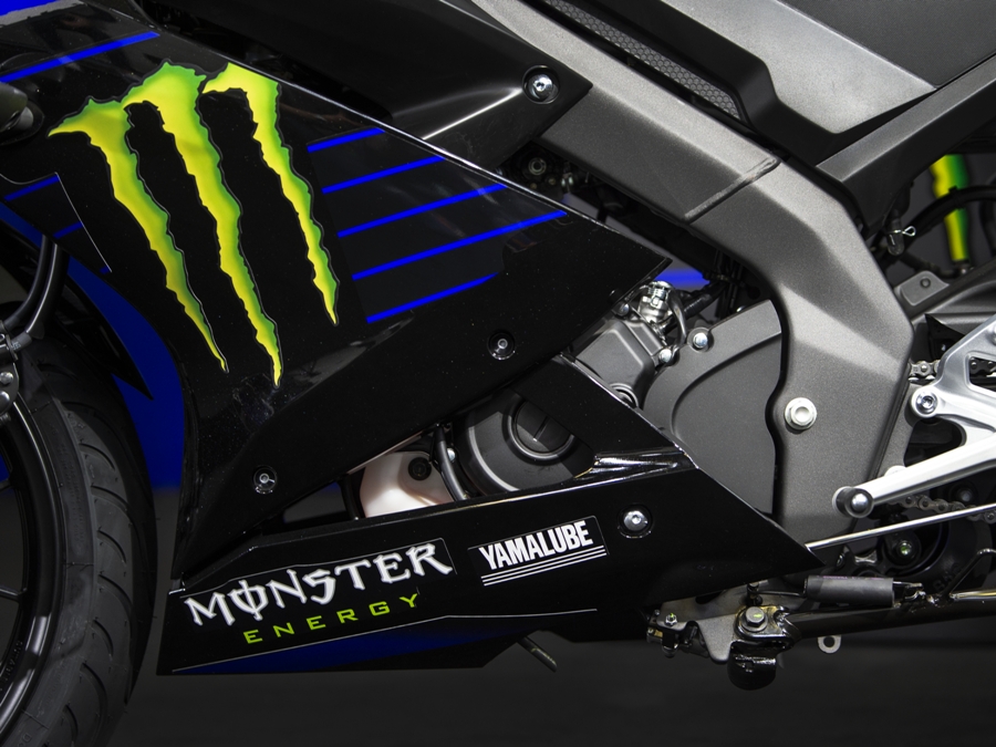 yamaha r 125 monster energy motogp edition 7