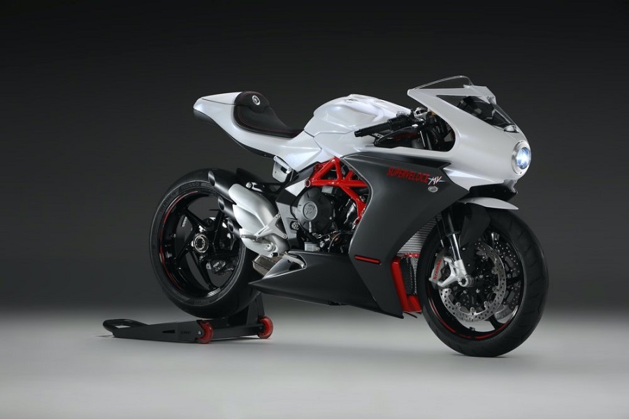 mv agusta superveloce 800 1