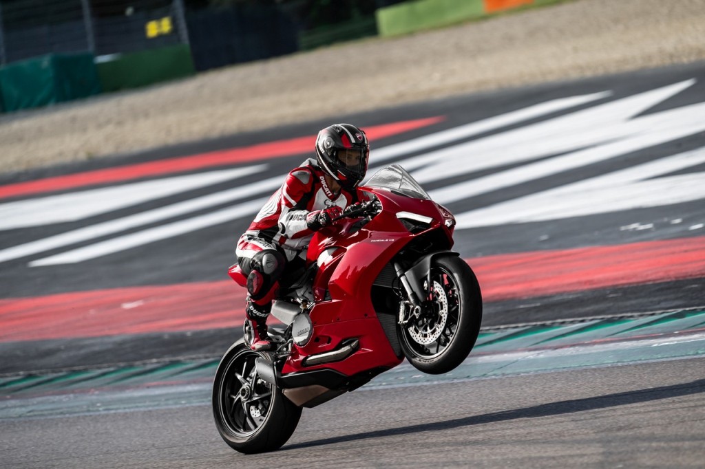 DUCATI PANIGALE V2 2020 10