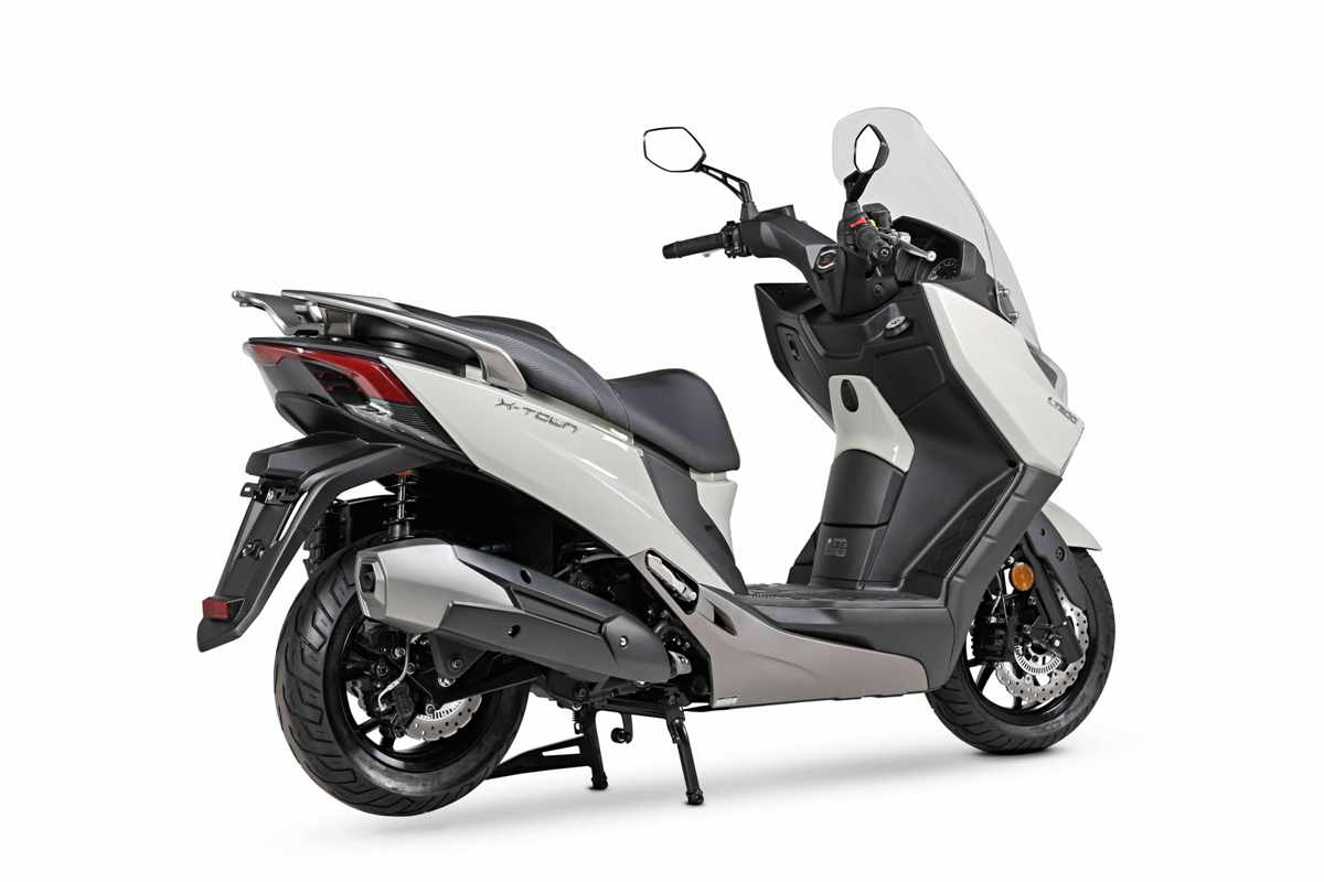 Kymco XTown CT300i 3