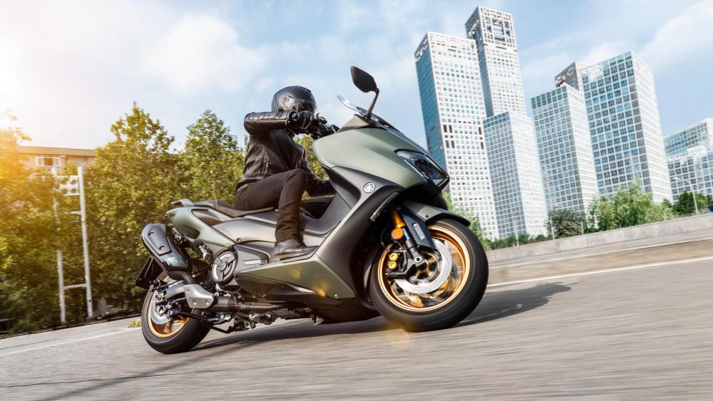 yamaha tmax 2021 4