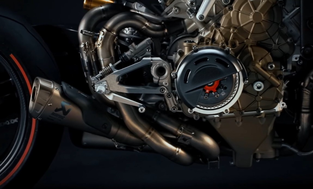 ducati superleggera v4 panigale teaser video carbon plaisio 1 4