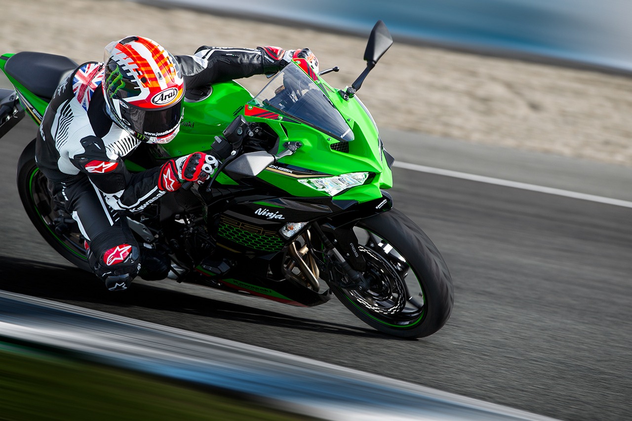 kawasaki zx25r 7