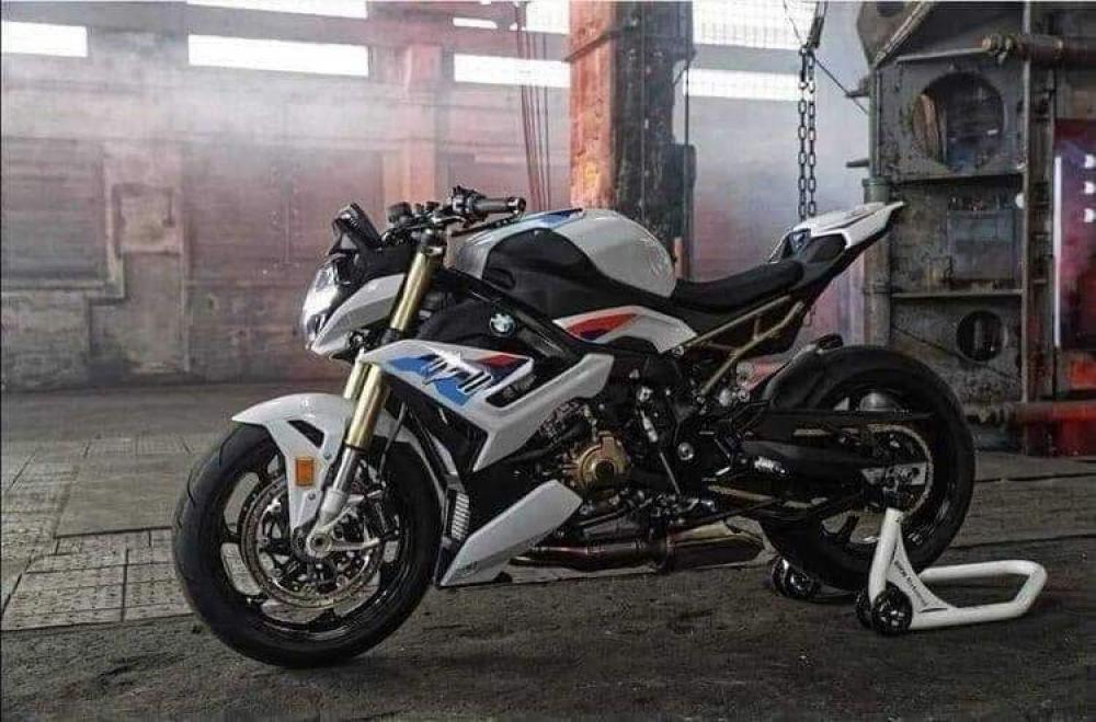 bmw s 1000 r 2021 30