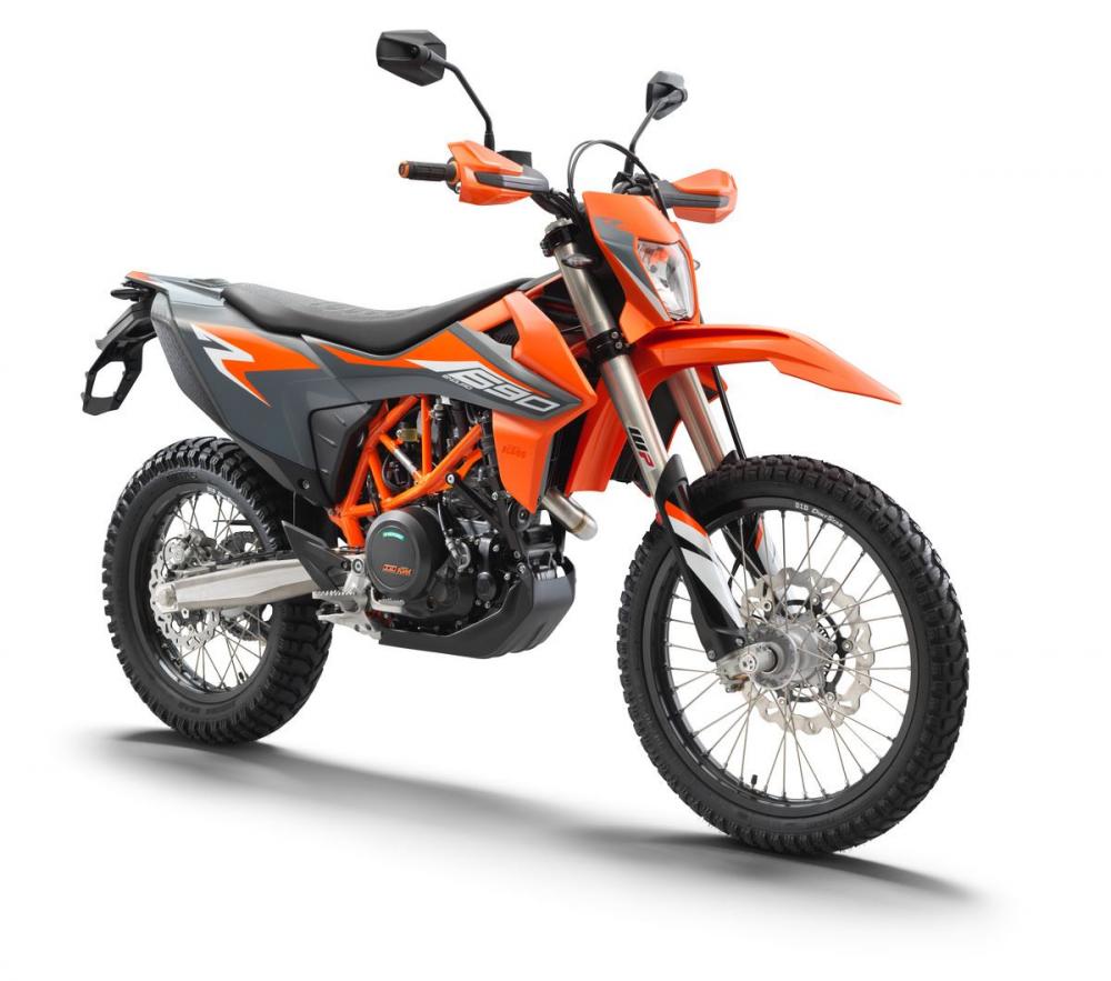 B ktm 690 enduro r 2021 front right