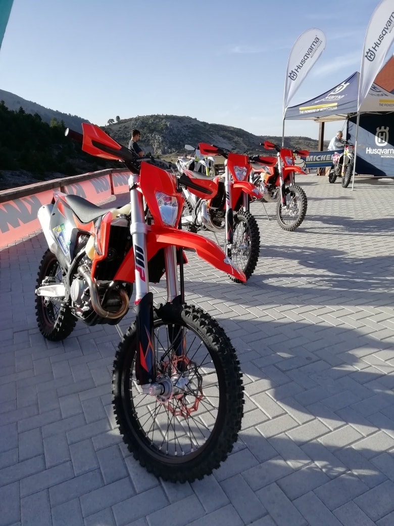 ktm husqvarna mx enduro 2021 zireia 13