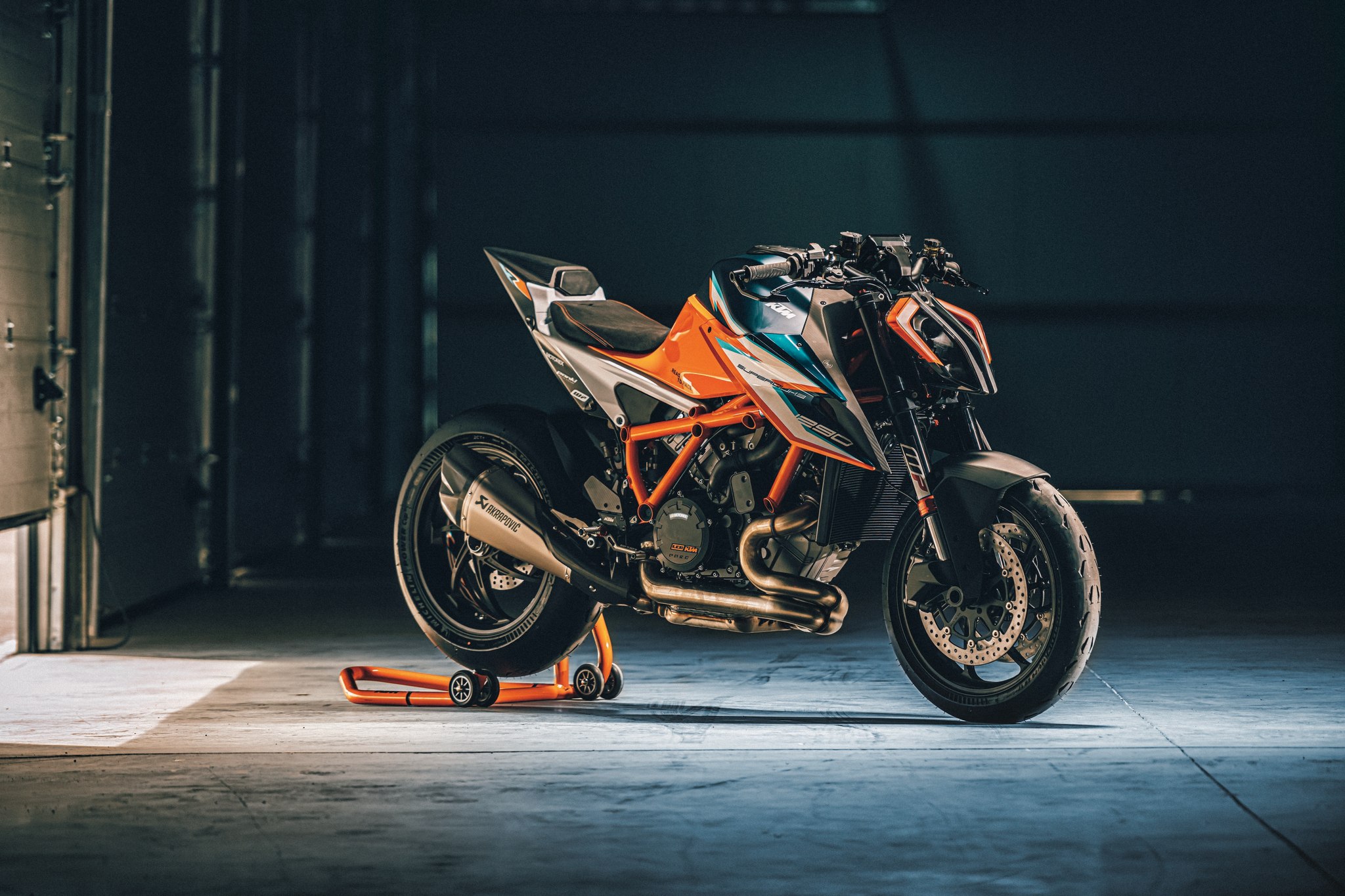 ktm 1290 super duke rr 2021 19