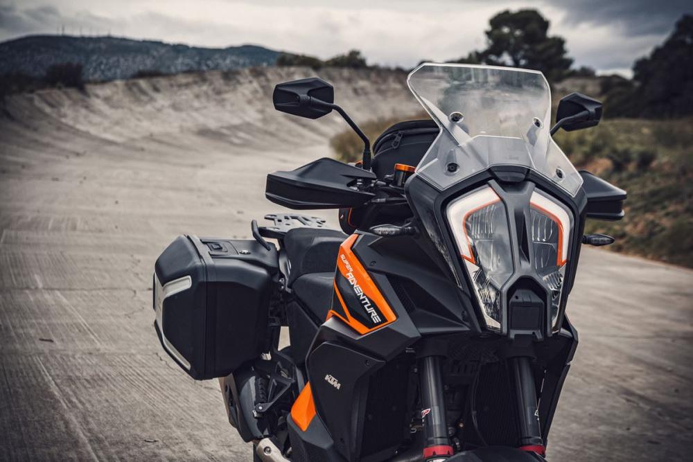 ktm 1290 super adventure s 6