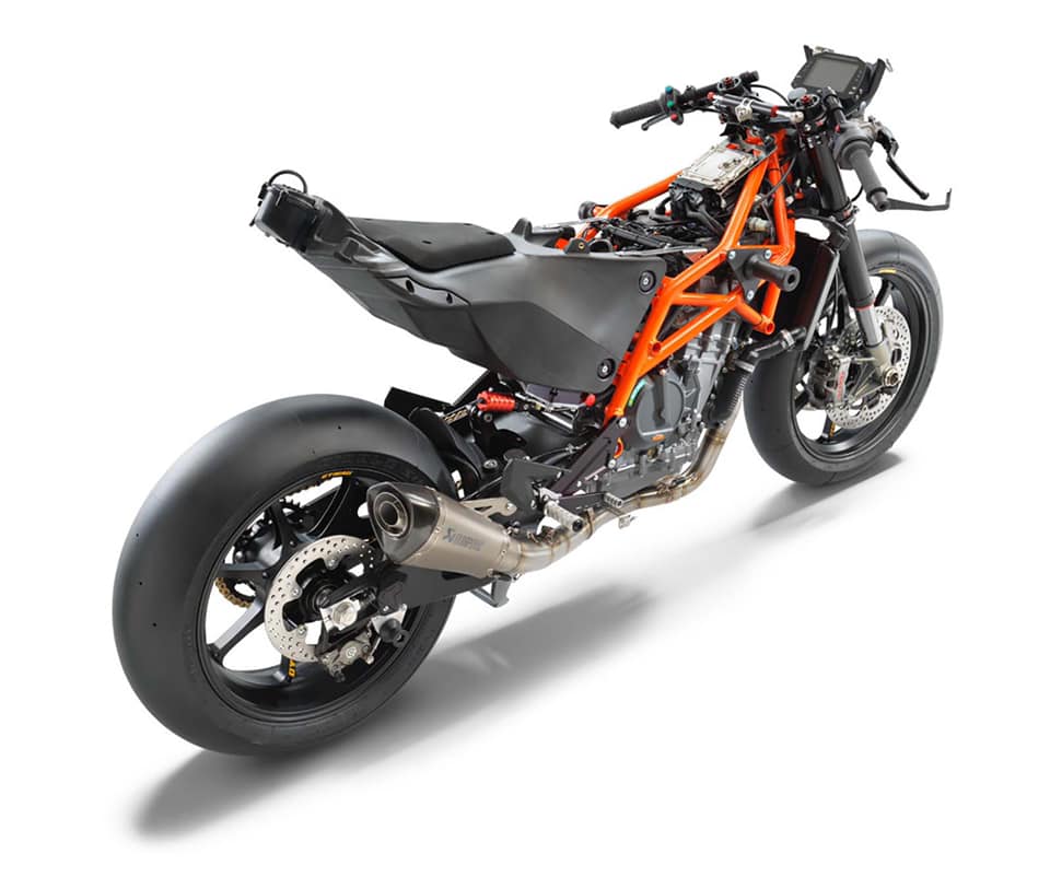 KTM RC 8C 2021 6