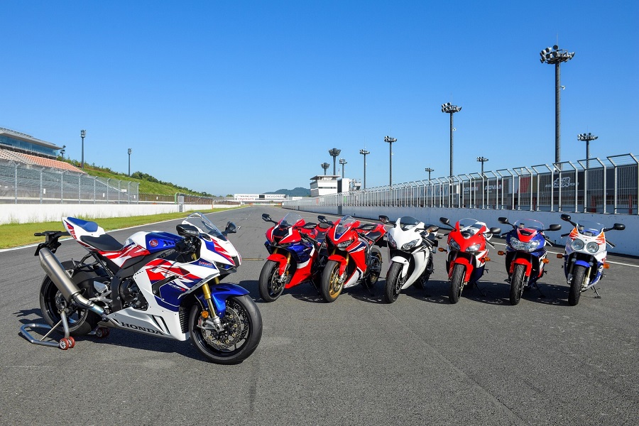 22YM HONDA CBR1000RR R FIREBLADE SP 30TH ANNIVERSARY