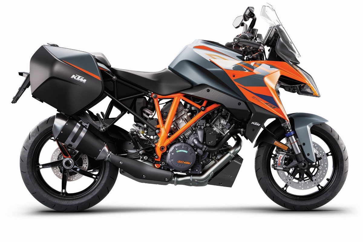 ktm 1290 super duke gt 2022 7