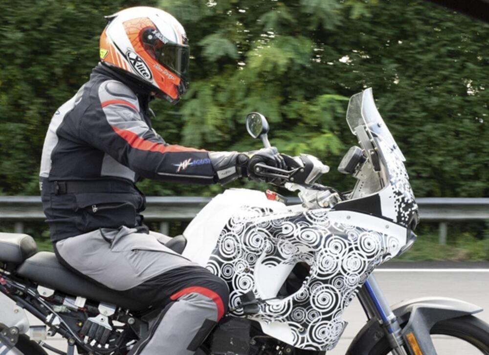 mv agusta adv 950 3