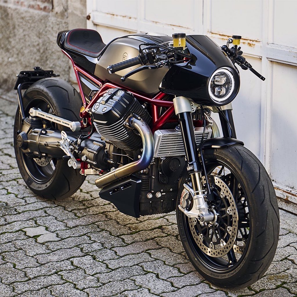 Moto Guzzi Blactrack BT 05 Cento 5