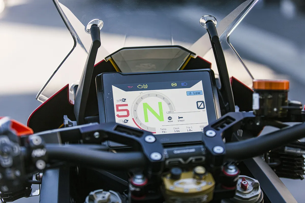 ktm 1290 super adventure r by roland sands design 24