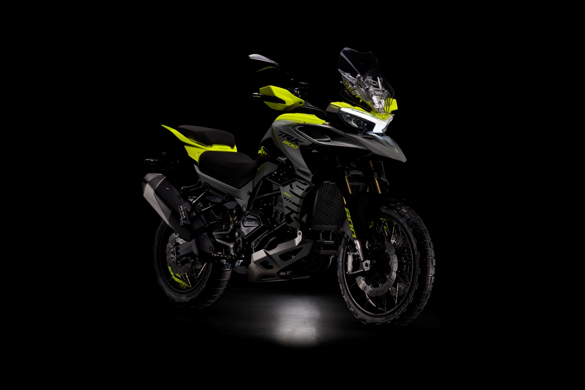 Benelli TRK 800 EICMA 2022 1